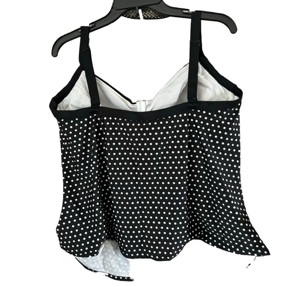 Medina Polka Dot Underwire Adjustable Strap Tankini Top - Picture 4 of 8